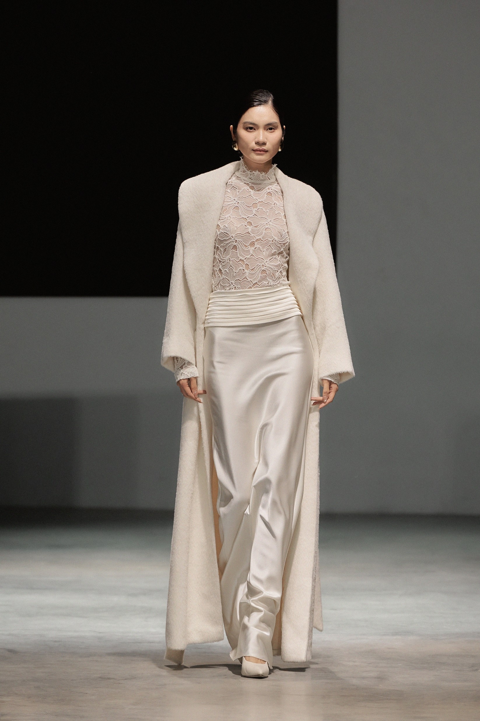 FASHION SHOW I WHITE ANT WINTER HOLIDAY’25 COLLECTION gallery 10