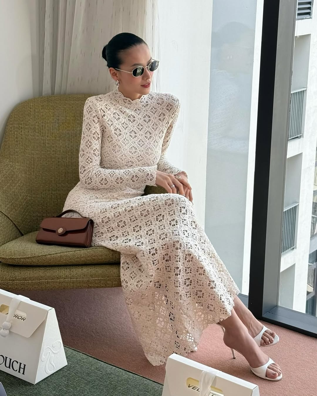 WEAR WHITE ANT gallery 29