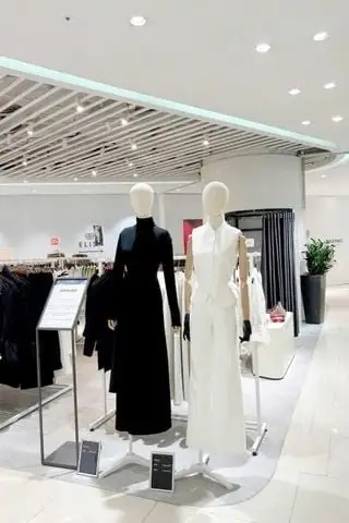 WHITE ANT LIỄU GIAI: LOTTE DEPARMENT STORE image 1